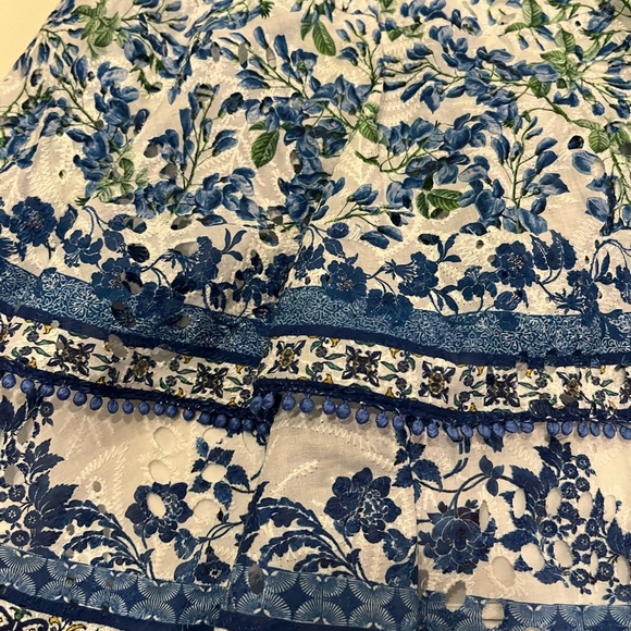 Alice +Olivia Crawford smocked floral mini skirt size XS - Picture 7 of 10